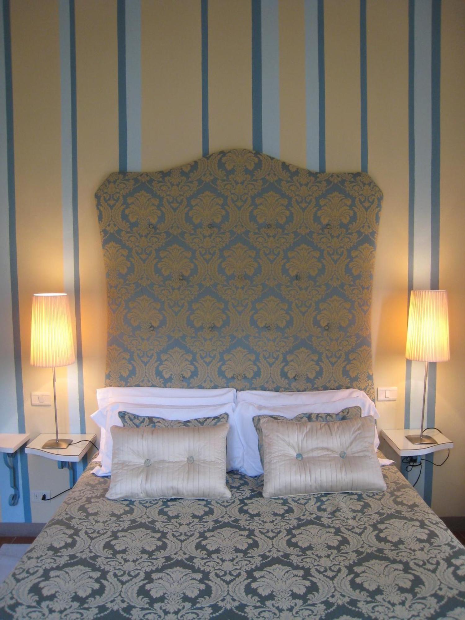 Fontelunga Hotel & Villas Pozzo  Dış mekan fotoğraf